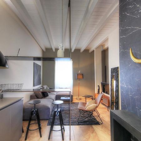 Urban Central Suites Cagliari Bagian luar foto