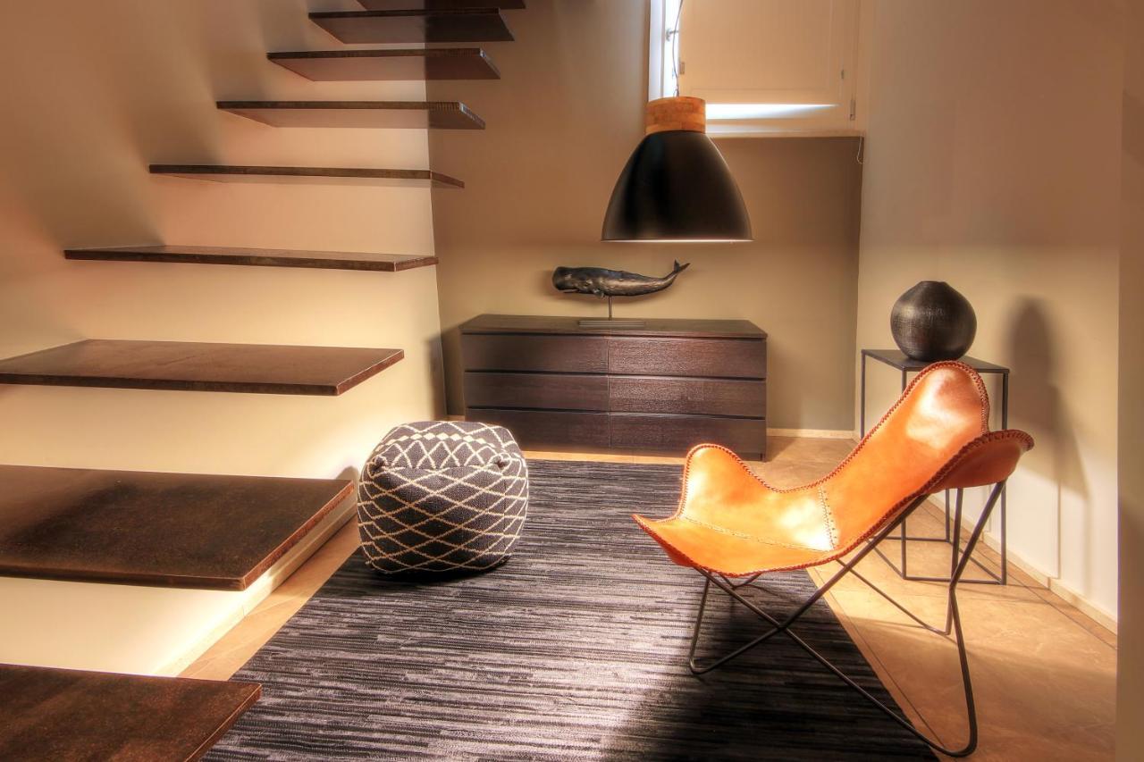 Urban Central Suites Cagliari Bagian luar foto
