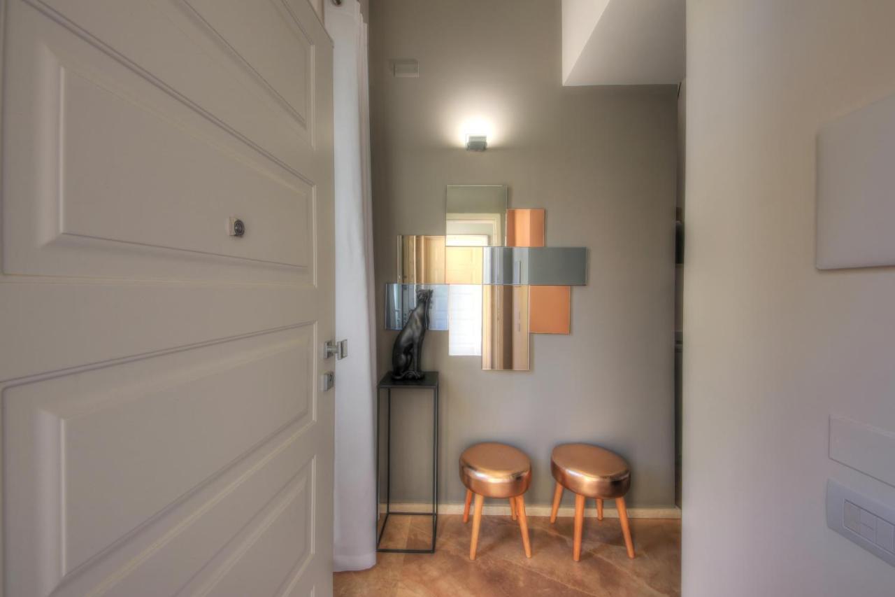 Urban Central Suites Cagliari Bagian luar foto