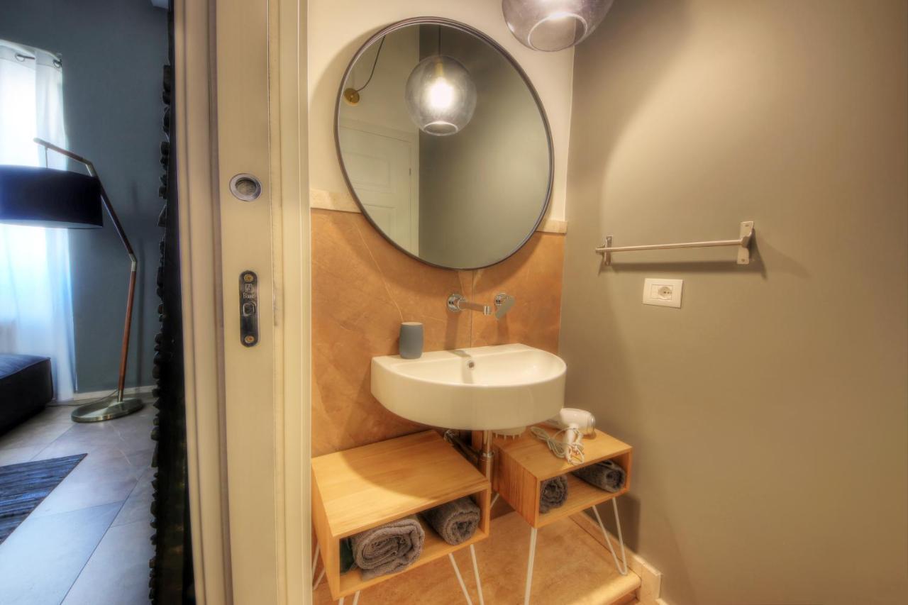 Urban Central Suites Cagliari Bagian luar foto
