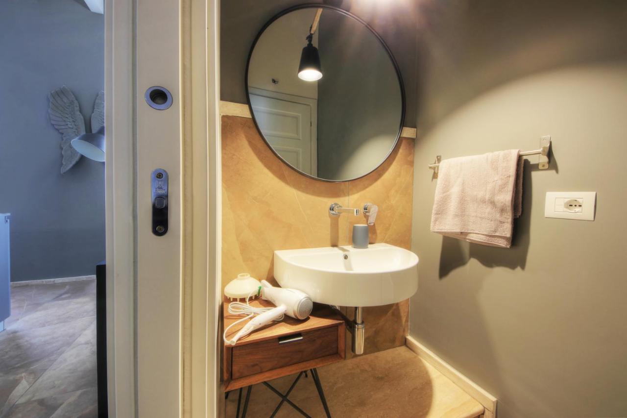 Urban Central Suites Cagliari Bagian luar foto
